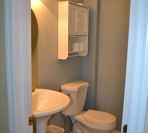 3rd image of 245 18th St #50