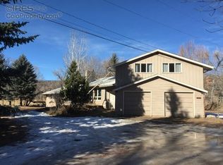 384 Apple Valley Rd, Lyons, CO 80540