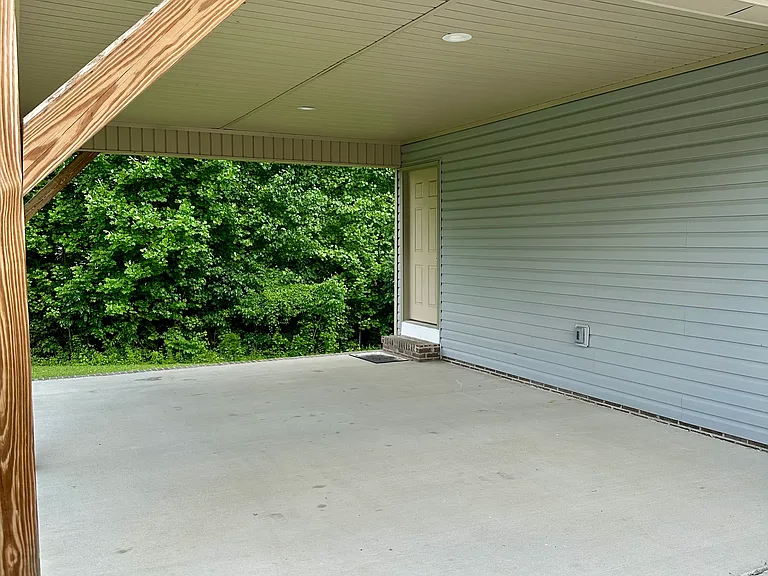4225 Rickman Rd — Photo 15