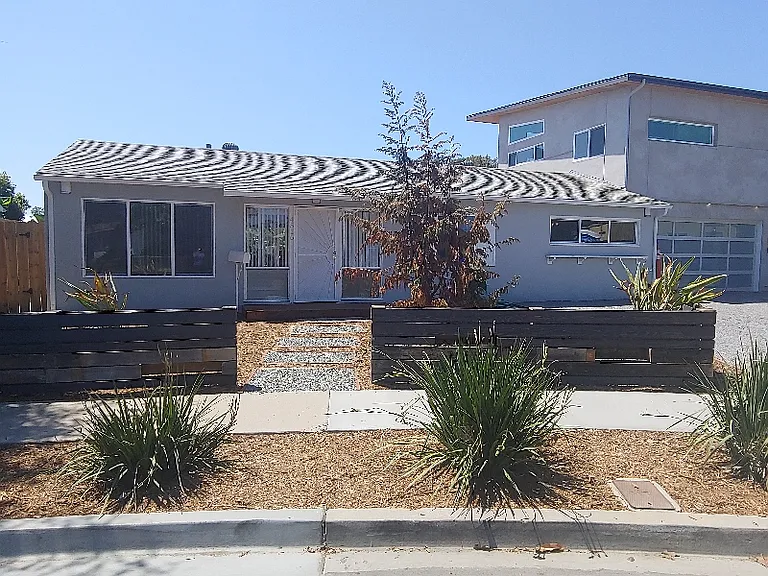 4516 Kickapoo Ct — Photo 1