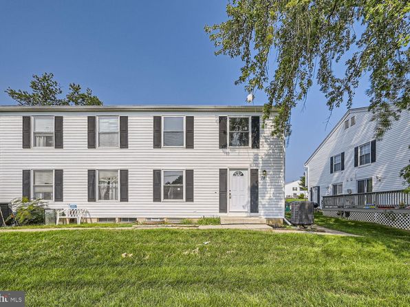 78 Ewing Dr #C