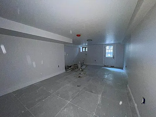 Rented by Hillel Realty Group | media 10