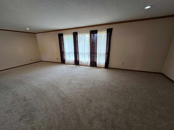 4th image of 217 Northridge Dr
