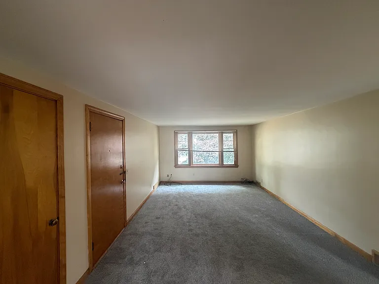 1802 Market Ave N #4 — Photo 7