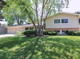 4409 Waite Ln, Madison, WI 53711