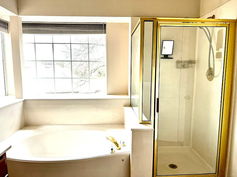 stand up shower and tub