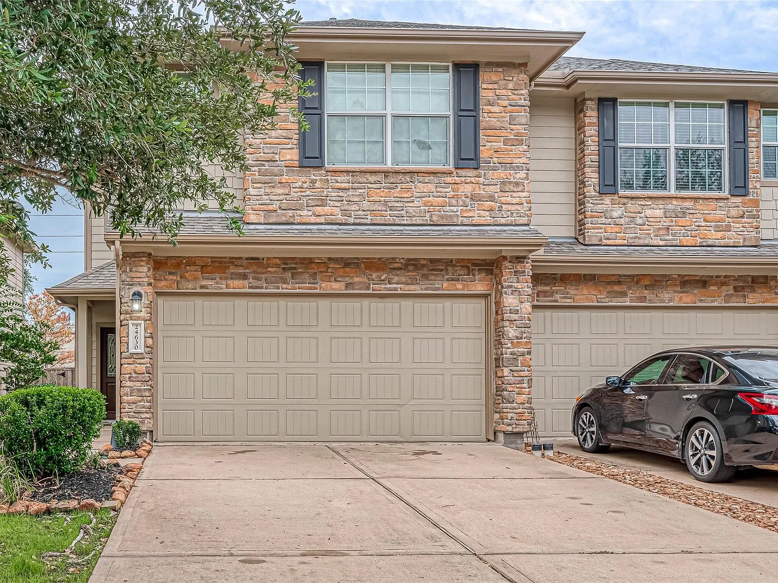 3 bed, 2.5 bath, 1567 sqft, $2,200 — Photo 4