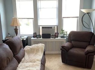 690 Pont Reading Rd, Ardmore, PA 19003