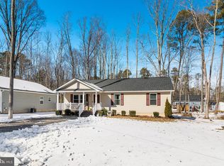 339 Azure Dr, Colonial Beach, VA 22443