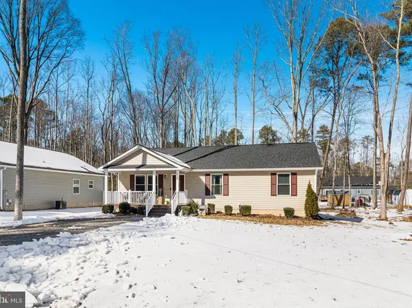 339 Azure Dr, Colonial Beach, VA 22443