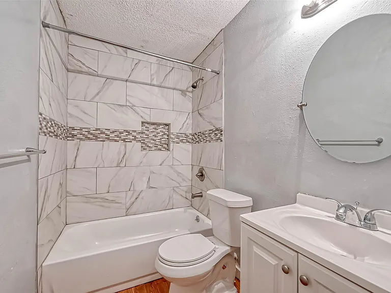 14427 Campden Hill Rd — Photo 9