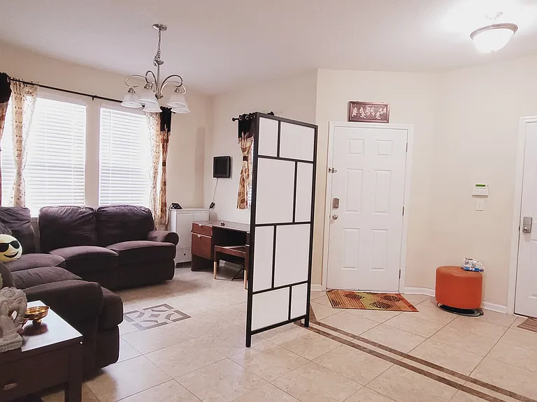 Sample View of front entrance room when furniture is setup.