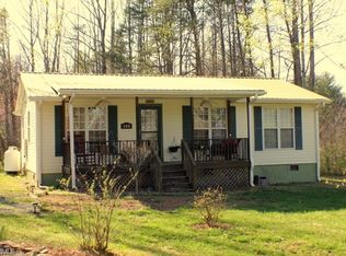 108 Gregson Trl, Dobson, NC 27017