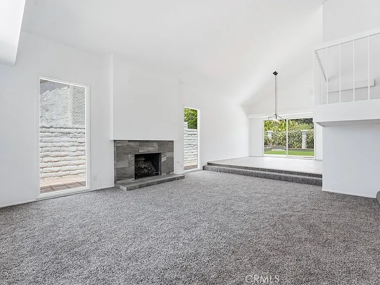 845 Woodcrest Ave — Photo 4