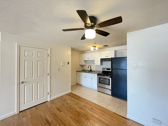 3rd image of 173 Loudon Rd APT 404