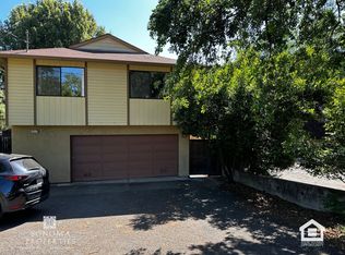 18115A Riverside Dr, Sonoma, CA 95476