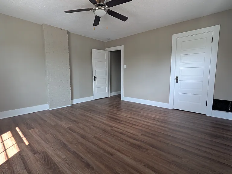 706 Kolping Ave — Photo 11