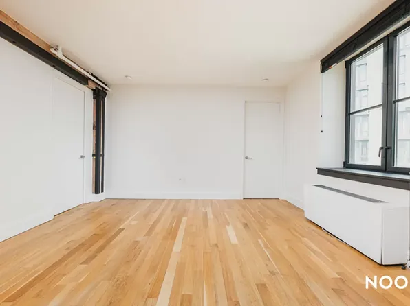 487 Keap Street image 3 of 22