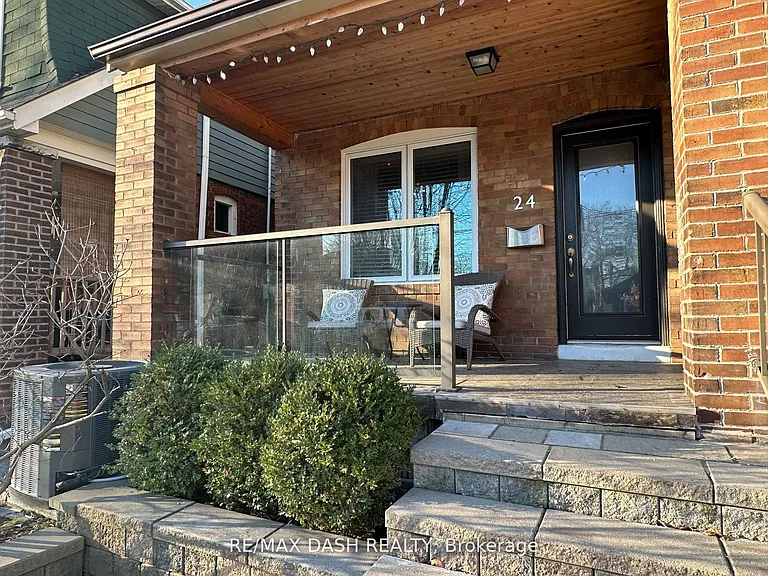 24 Berkshire Ave — Photo 2
