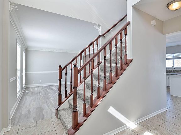5th image of 5148 Arbor Knoll Ln