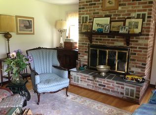 11 Shafer Rd, New Hartford, CT 06057