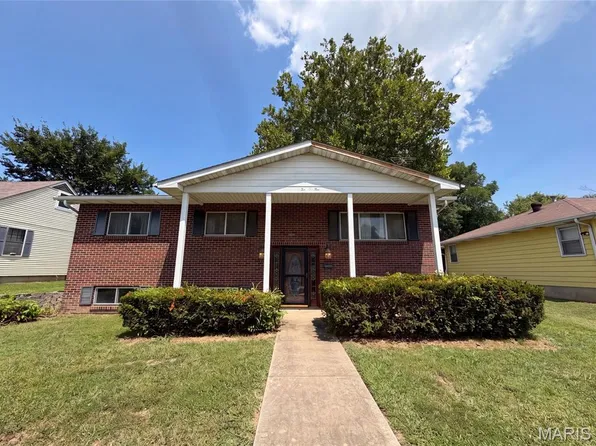 1005 S 3rd St, Festus, MO 63028