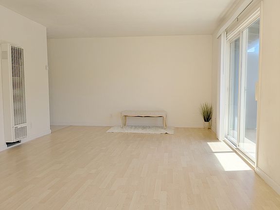4th image of 101 Belvedere Dr #7
