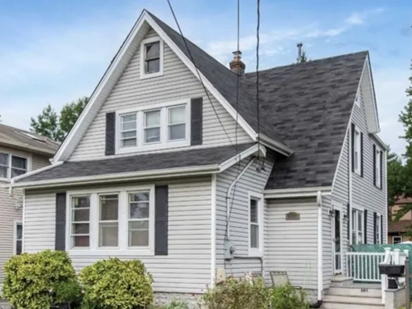 201 Vreeland Ave, Bergenfield Boro, NJ 07621