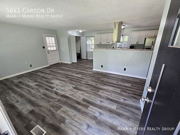 5th image of 5641 Carson Dr