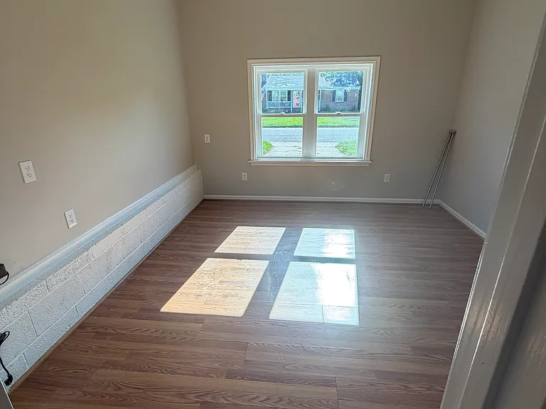 809 Hilltop Rd — Photo 10