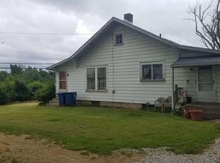 2141 E Loew Rd, Marion, IN 46952