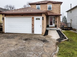 49 Browning Trl, Barrie, ON L4N 5A5