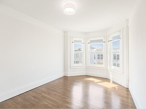 5th image of 540 Cole St APT 6