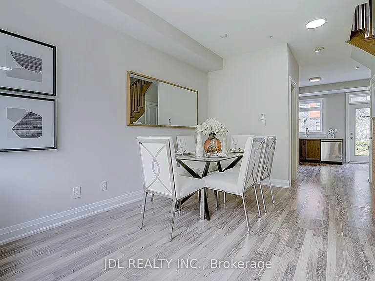 370 Red Maple Rd #D-119 — Photo 9