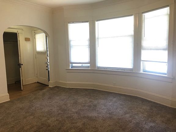 2nd image of 2911 N Maryland Ave