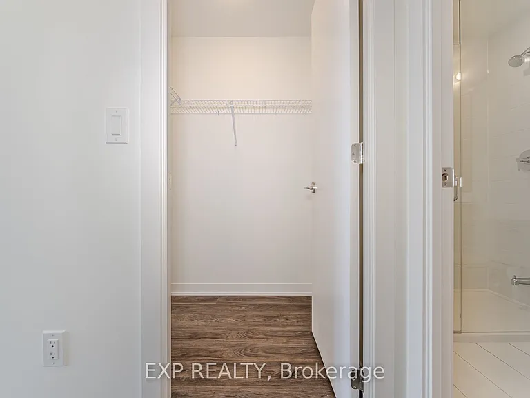 9 Steckley House Ln #511 — Photo 40