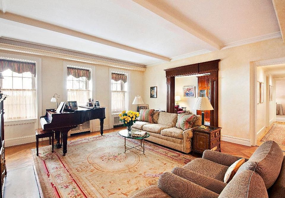1st image of 70 E 77th St APT 2B