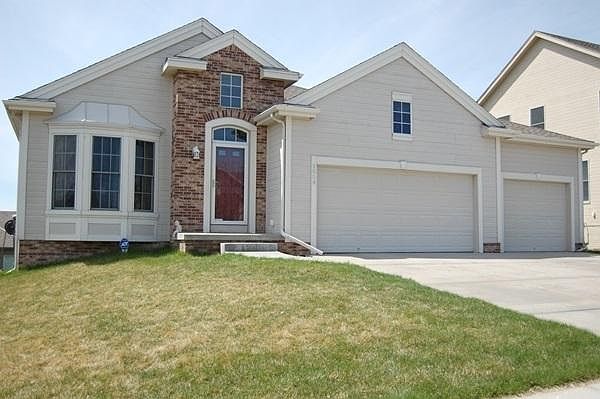 1st image of 9504 S 26th Ave