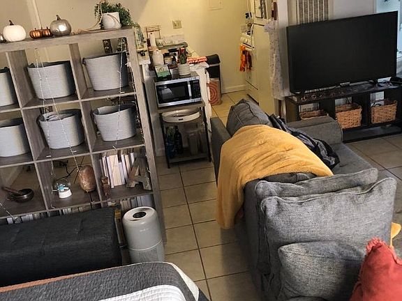 Full size appliances included.