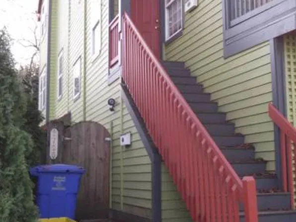 2728-2730 SW 1st Ave, Portland, OR 97201