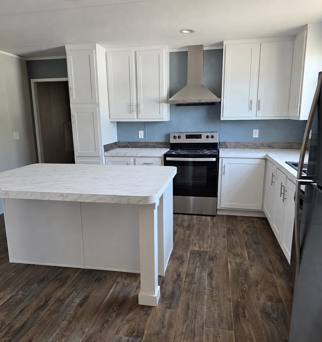 3 bed, 1178 sqft, $899 — Photo 2