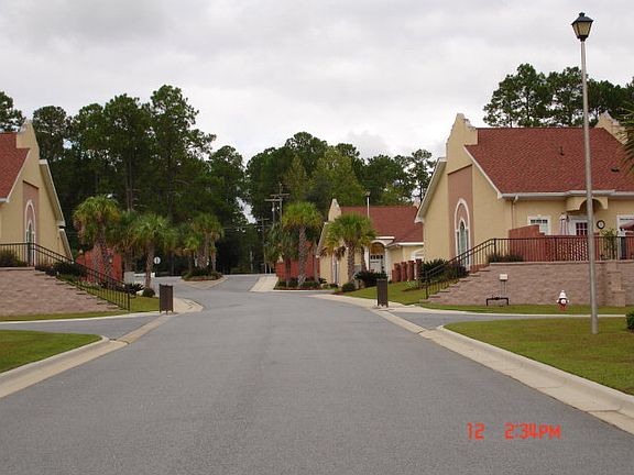 3rd image of 1721 Villa Dr