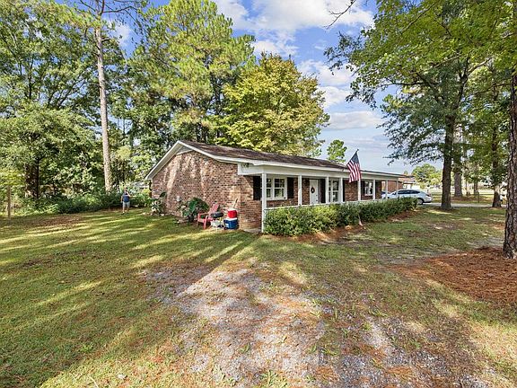 3rd image of 4520 Tarpon Bay Rd.