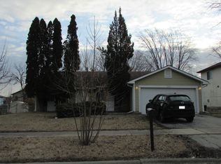 57 Pheasant Rd, Matteson, IL 60443