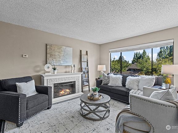 2nd image of 10701 Glen Acres Drive S #10701
