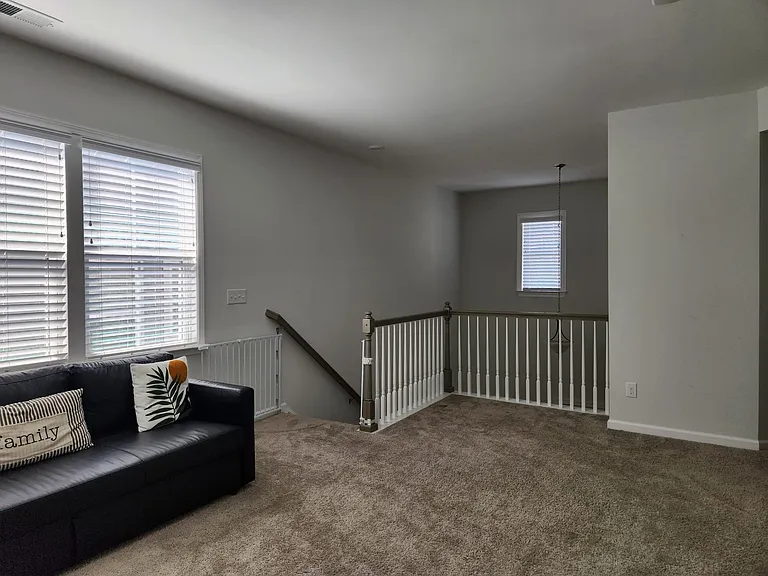 321 Ivy Arbor Way — Photo 9