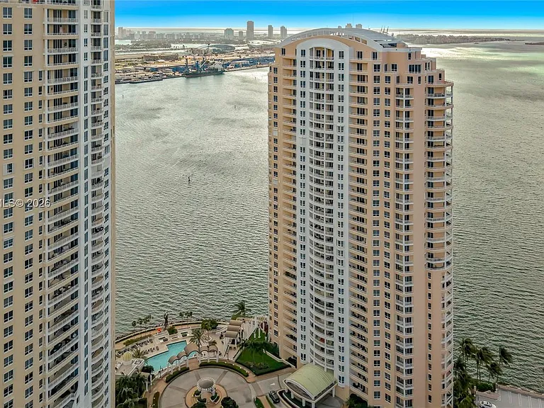 808 Brickell Key Dr #2002 — Photo 4