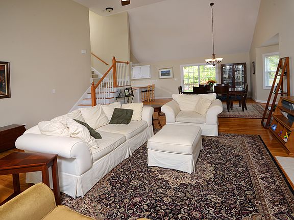 4th image of 803 Glen Abbey Dr