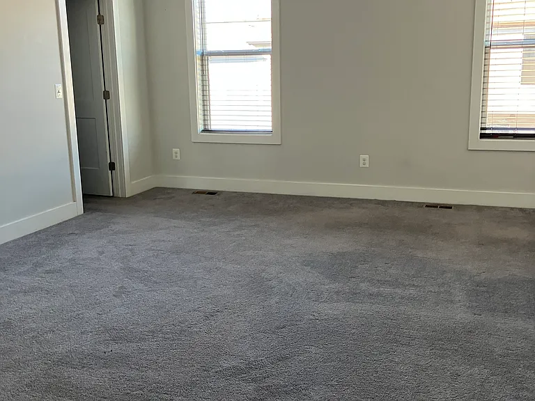 808 Wesley Ln #B — Photo 5