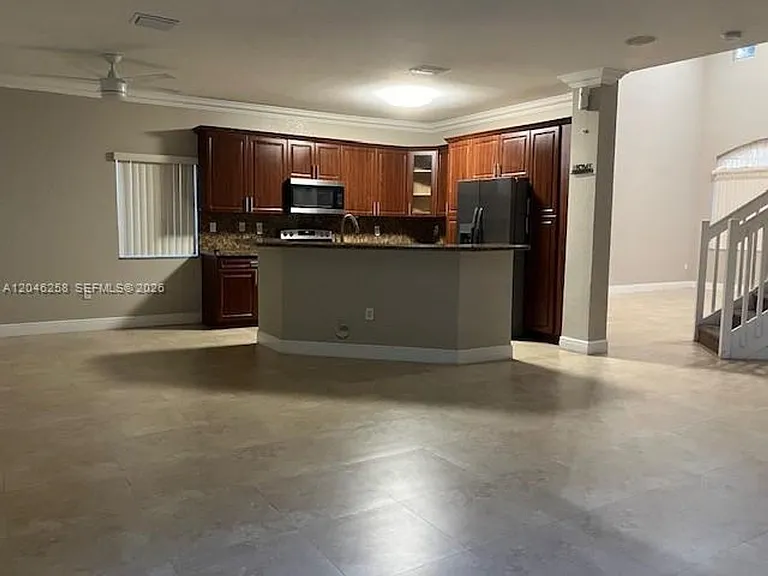 10240 SW 227th Ln #10240 — Photo 2